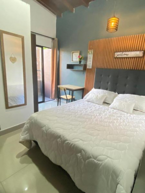 31 BELLO APARTAMENTO CON BALCON EN LAURELES ESTADIO
